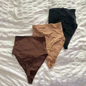 Skims shapewear brief bundle x3